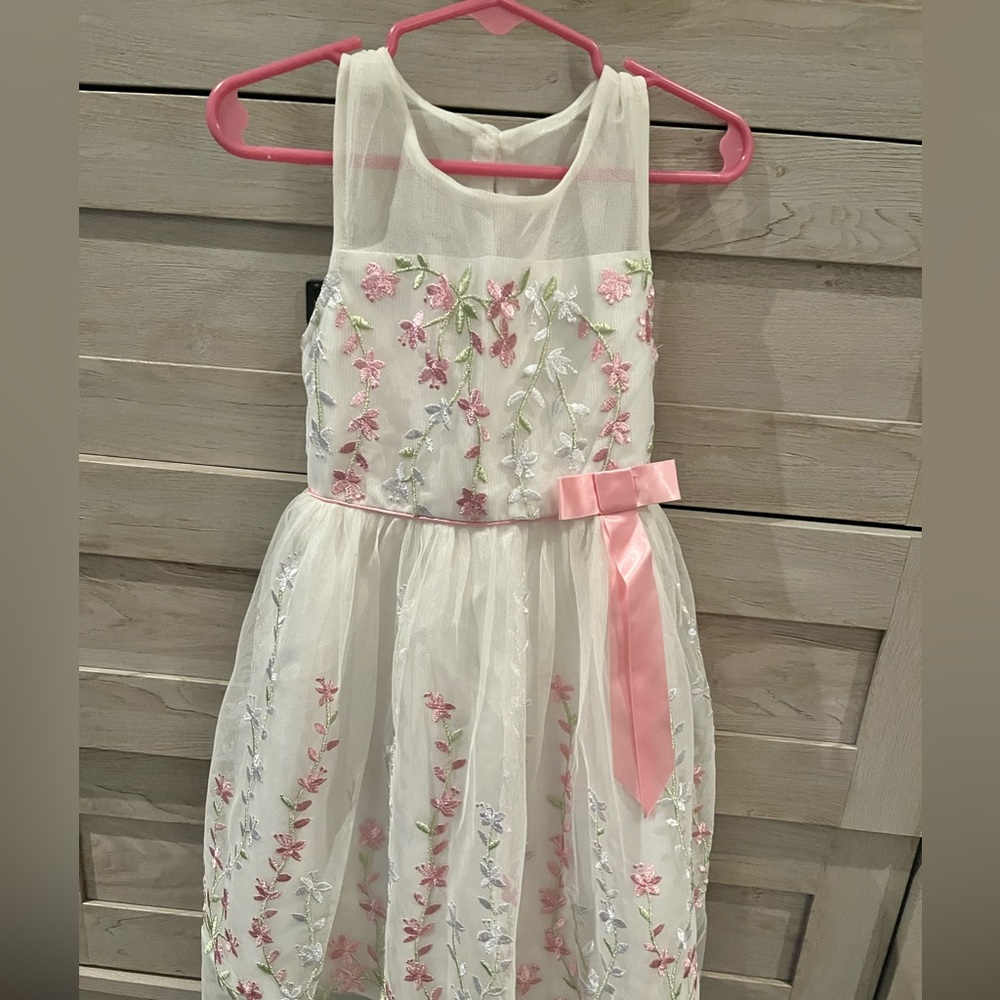 Jona Michelle White and Cream Sleeveless Sundress size 3 t